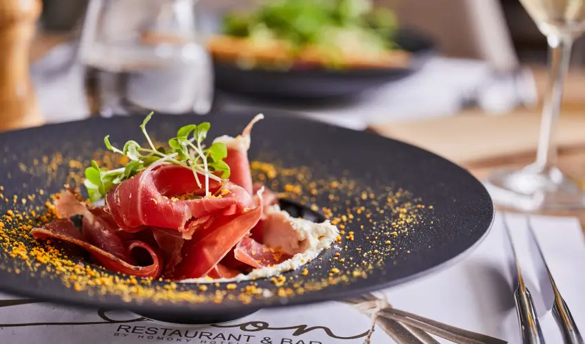 The Hotel Unforgettable - Hotel Tiliana by Homoky Hotels Budapest - M�rcius 15. 