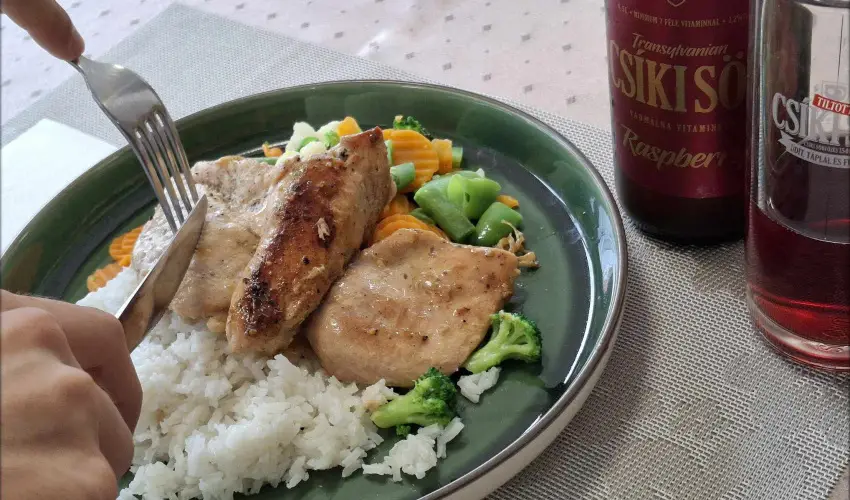 Hotel Unicornis Eger - M�rcius 15.