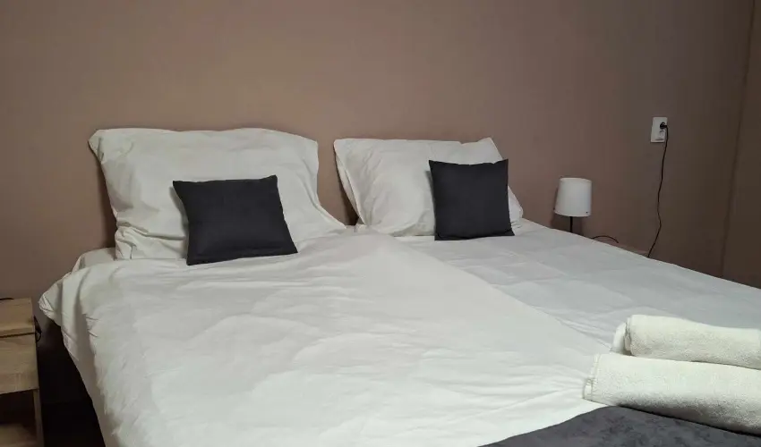 Hotel Unicornis Eger - M�rcius 15.