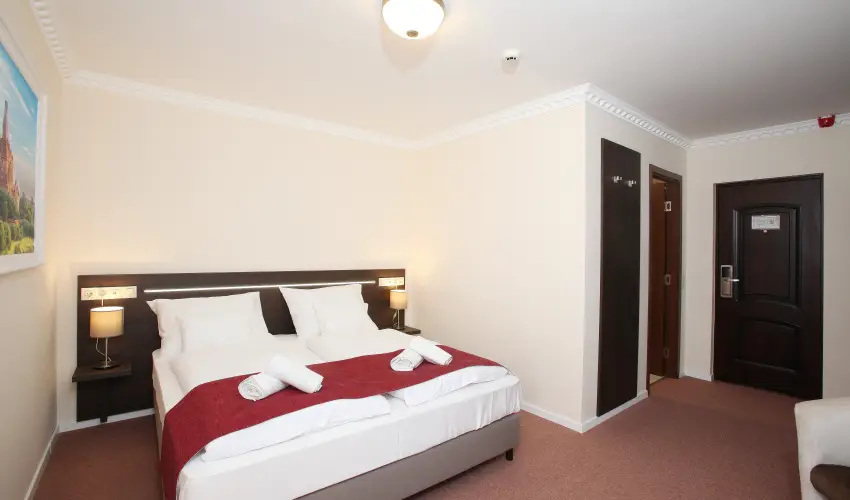 Term�l Hotel Vesta T�pi�szecs� - M�rcius 15.