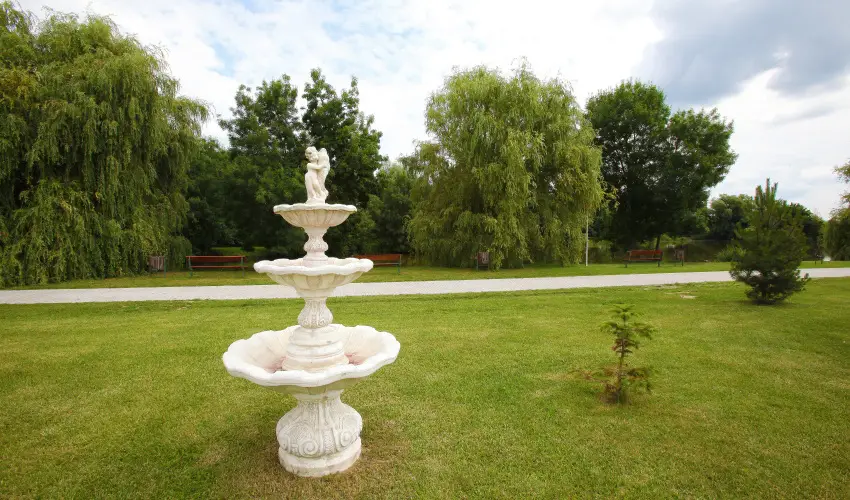 Term�l Hotel Vesta T�pi�szecs� - M�rcius 15.