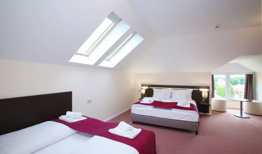 Term�l Hotel Vesta T�pi�szecs� - M�rcius 15.