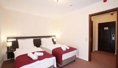 Term�l Hotel Vesta T�pi�szecs�