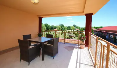 Term�l Hotel Vesta T�pi�szecs�