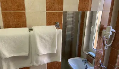 Term�l Hotel Vesta T�pi�szecs�