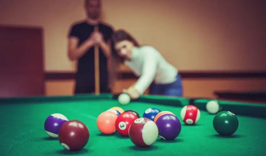 Hotel Vikt�ria S�rv�r - M�rcius 15. 