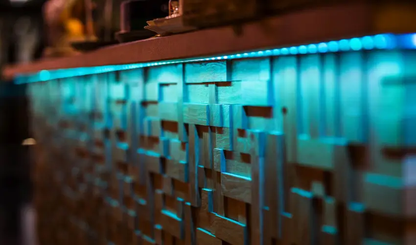 Hotel Vikt�ria S�rv�r - M�rcius 15. 