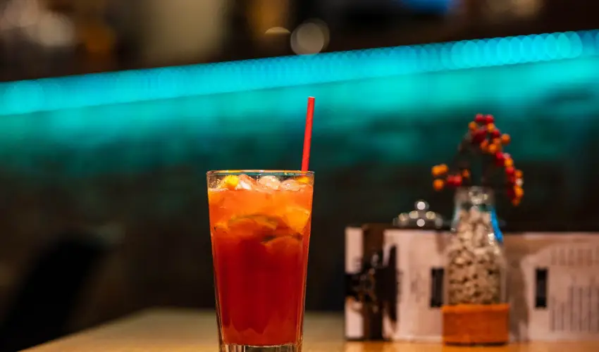 Hotel Vikt�ria S�rv�r - M�rcius 15. 