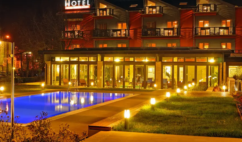 Hotel Visegr�d Visegr�d - M�rcius 15. (min. 2 �j)