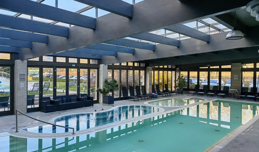 Hotel Visegr�d Visegr�d - M�rcius 15. (min. 2 �j)
