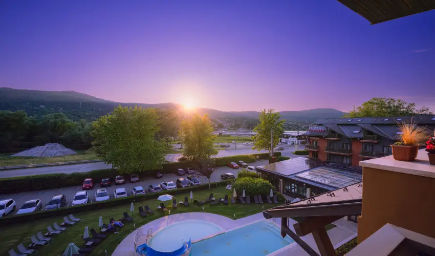Hotel Visegr�d Visegr�d - M�rcius 15. (min. 2 �j)