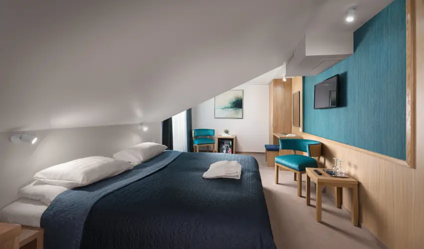 Hotel Visegr�d Visegr�d - M�rcius 15. (min. 2 �j)