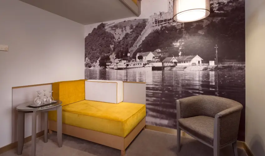 Hotel Visegr�d Visegr�d - M�rcius 15. (min. 2 �j)