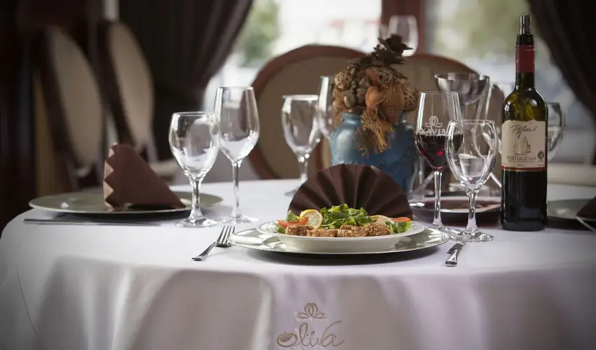 Hotel Xavin Hark�ny - M�rcius 15.