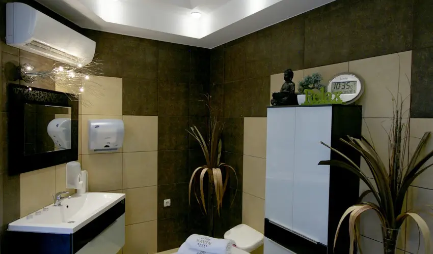 Hotel Xavin Hark�ny - M�rcius 15.