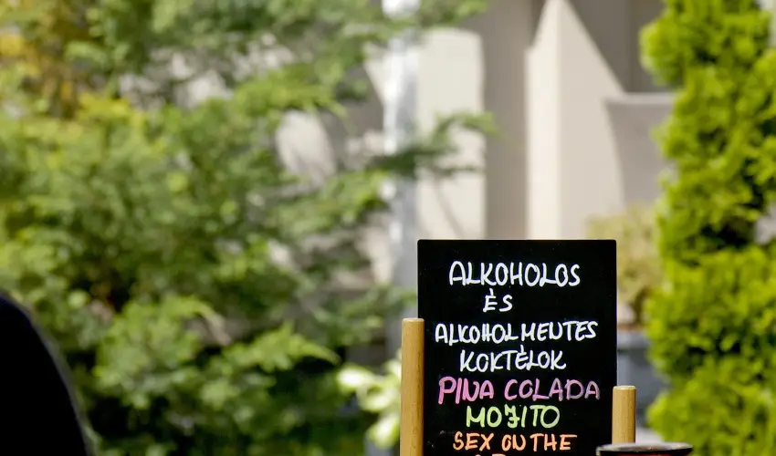 Hotel Xavin Hark�ny - M�rcius 15.