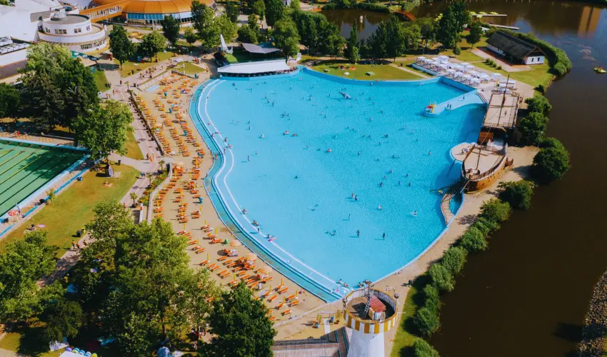Hungarospa Thermal Hotel Hajd�szoboszl� - M�rcius 15. 