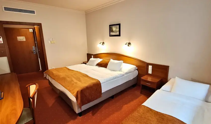 Hungarospa Thermal Hotel Hajd�szoboszl� - M�rcius 15. 