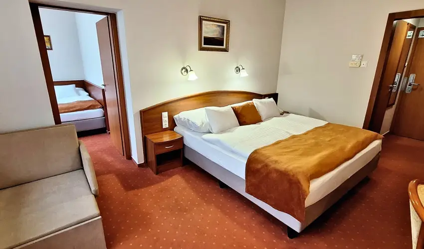 Hungarospa Thermal Hotel Hajd�szoboszl� - M�rcius 15. 