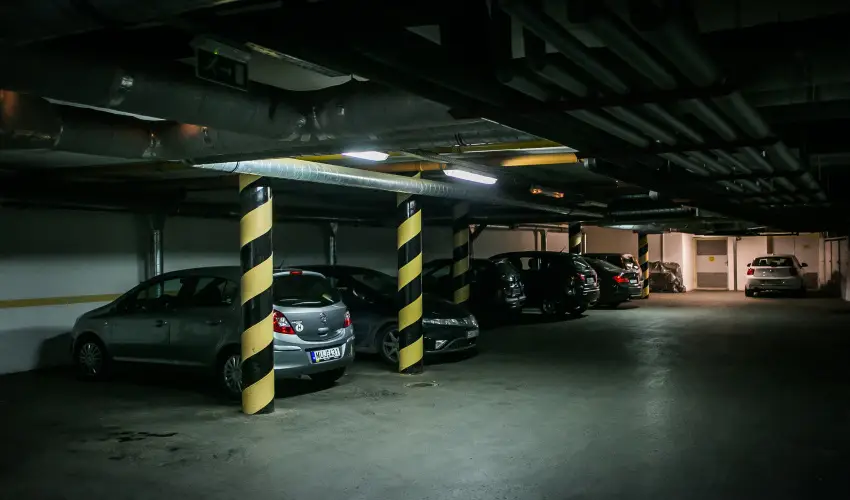 Imola Udvarh�z Eger - M�rcius 15.  (min. 2 �j)