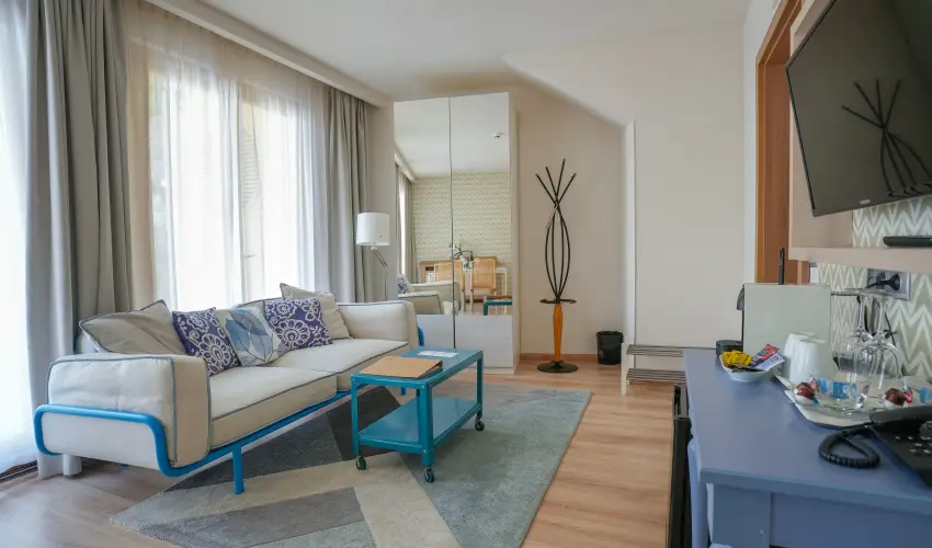 Imola Udvarh�z Eger - M�rcius 15.  (min. 2 �j)