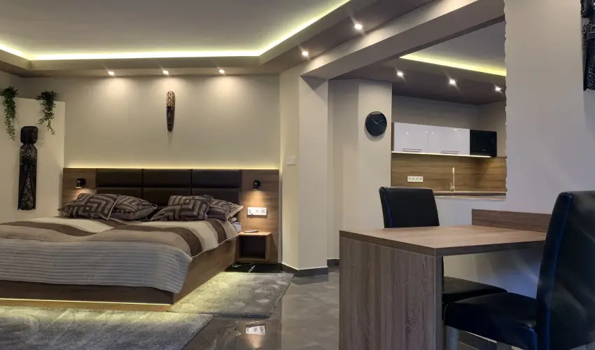The Jakuzzi Room Miskolctapolca - M�rcius 15.
