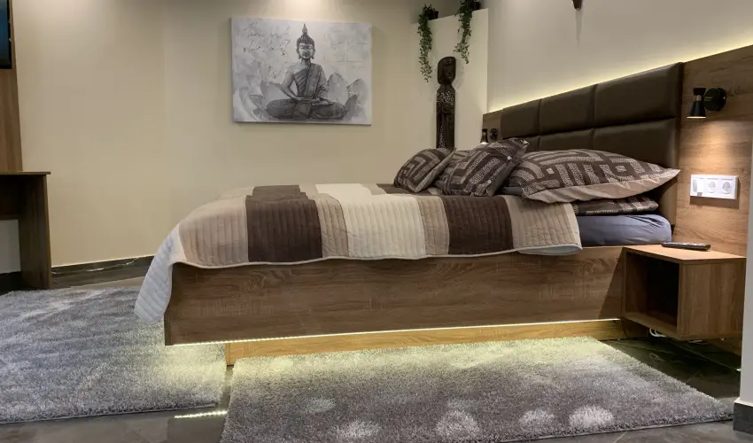 The Jakuzzi Room Miskolctapolca - M�rcius 15.