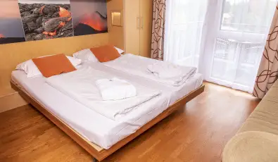 Vulk�n Wellness Hotel �s Kemping Celld�m�lk