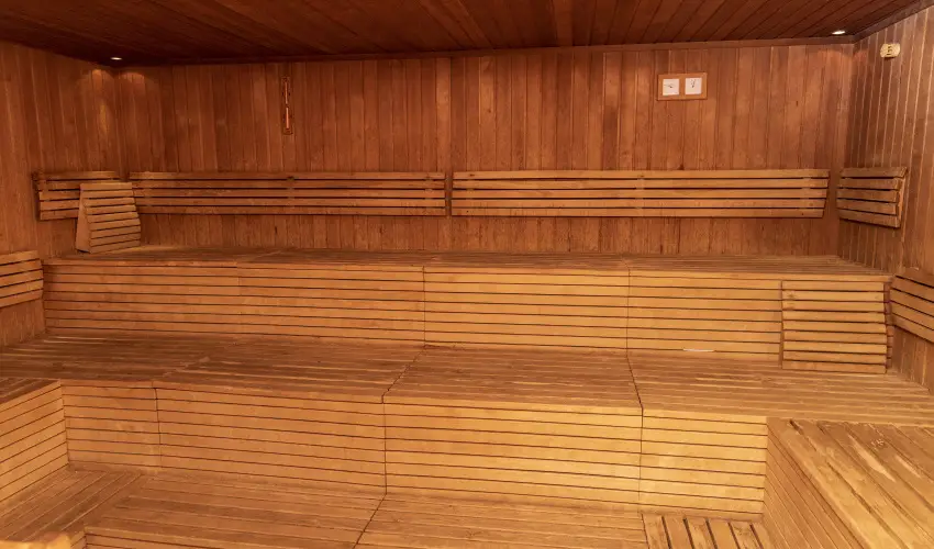 Vulk�n Wellness Hotel �s Kemping Celld�m�lk - M�rcius 15. (min. 2 �j)