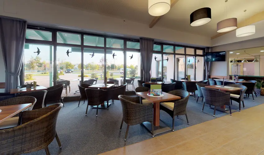 Vulk�n Wellness Hotel �s Kemping Celld�m�lk - M�rcius 15. (min. 2 �j)