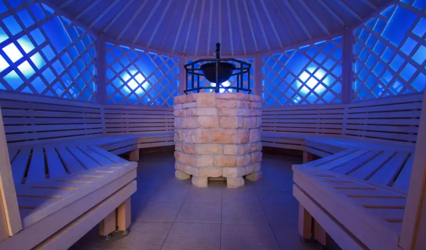 Vulk�n Wellness Hotel �s Kemping Celld�m�lk - M�rcius 15. (min. 2 �j)