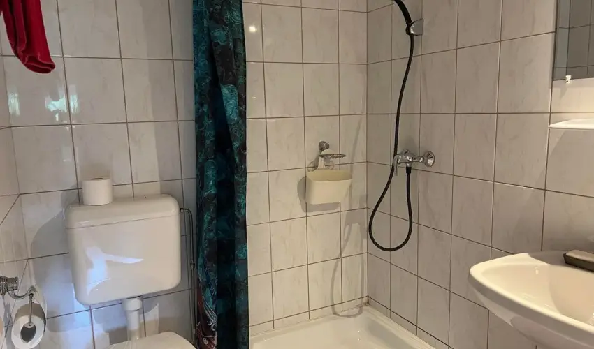 Jurta Spirit Hotel Balatongy�r�k - M�rcius 15. 