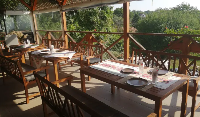 Jurta Spirit Hotel Balatongy�r�k - M�rcius 15. 