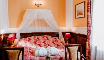 Kast�lyhotel Sasv�r Par�dsasv�r