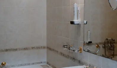 Kast�lyhotel Sasv�r Par�dsasv�r
