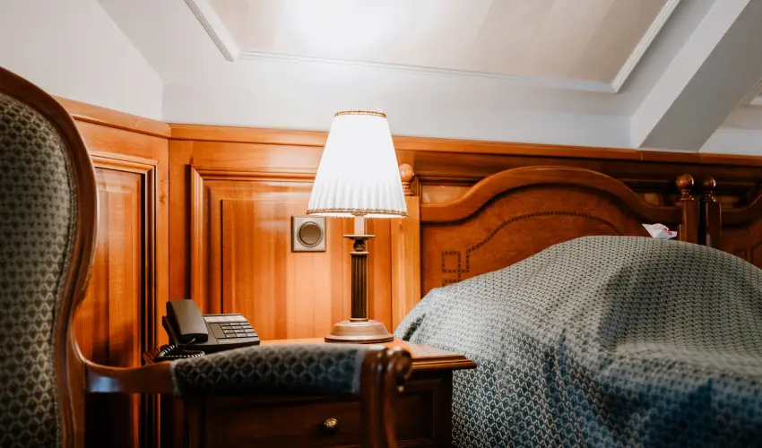 Kast�lyhotel Sasv�r Par�dsasv�r - M�rcius 15. (min. 3 �j)