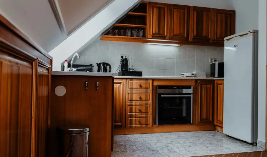 Kast�lyhotel Sasv�r Par�dsasv�r - M�rcius 15. (min. 3 �j)