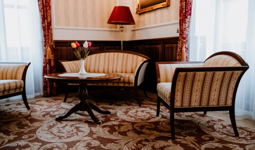 Kast�lyhotel Sasv�r Par�dsasv�r - M�rcius 15. (min. 3 �j)