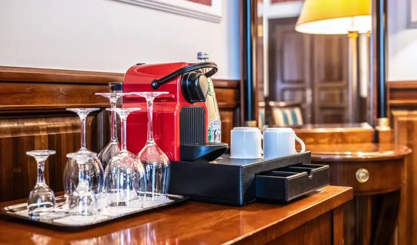 Kast�lyhotel Sasv�r Par�dsasv�r - M�rcius 15. (min. 3 �j)
