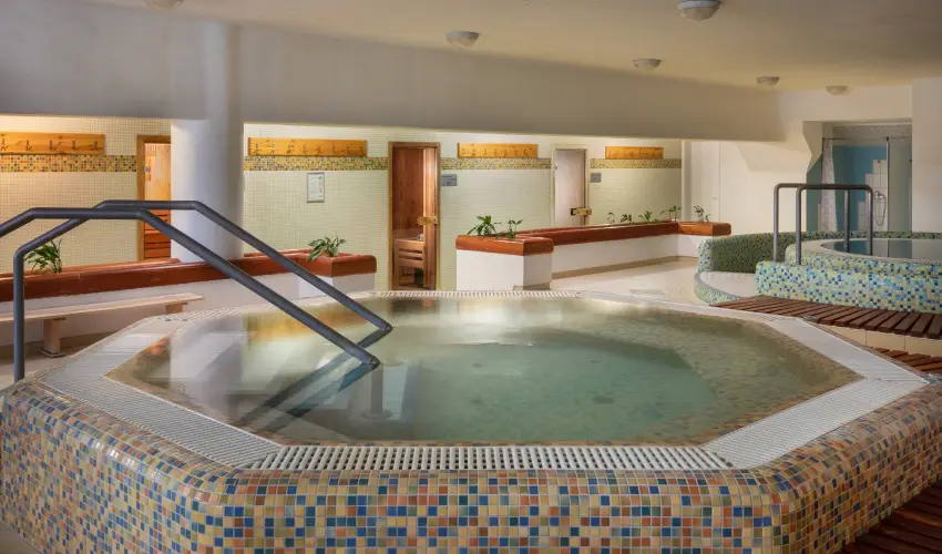 Kehida Term�l Resort & Spa Kehidakust�ny - M�rcius 15. 