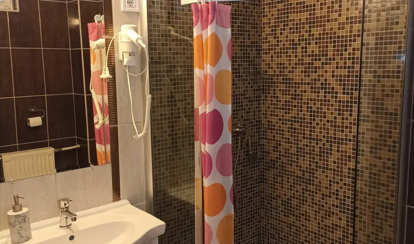 K�k Laguna Wellness Apartmanok Egerszal�k - M�rcius 15.