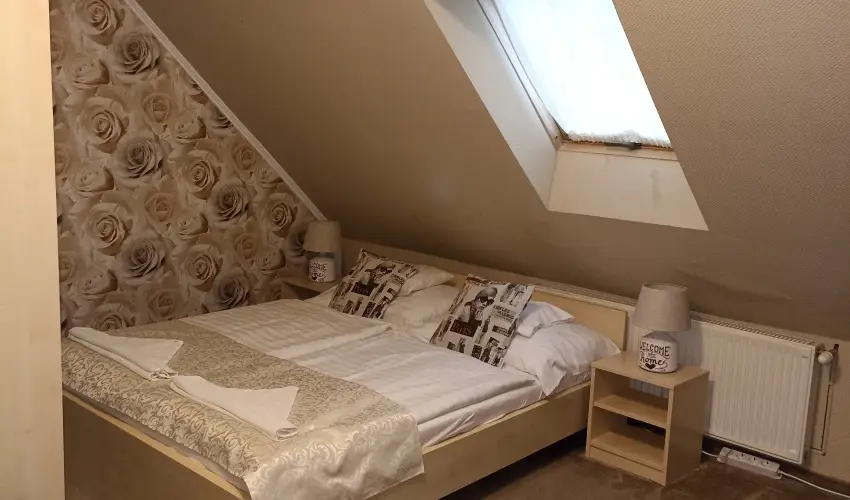K�k Laguna Wellness Apartmanok Egerszal�k - M�rcius 15.
