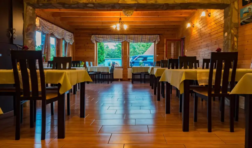 K�k Laguna Wellness Apartmanok Egerszal�k - M�rcius 15.