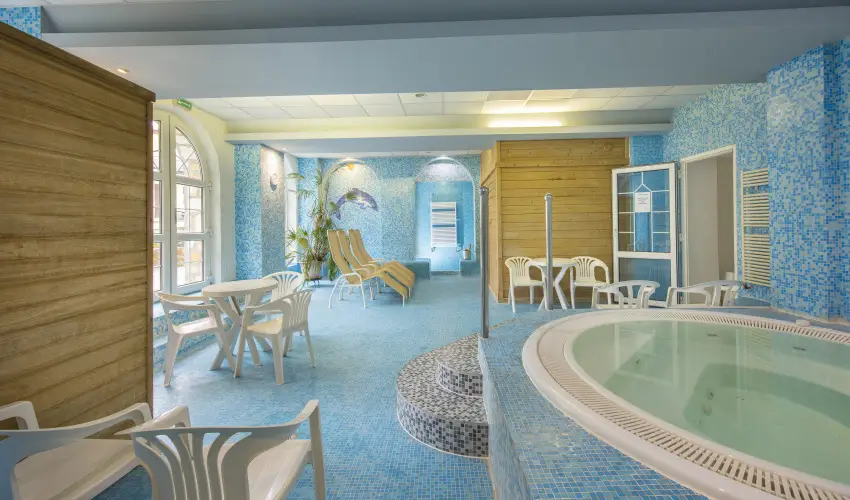 Kikelet Club Hotel Miskolctapolca - M�rcius 15. - teljes el�refizet�ssel (min. 3 �j)