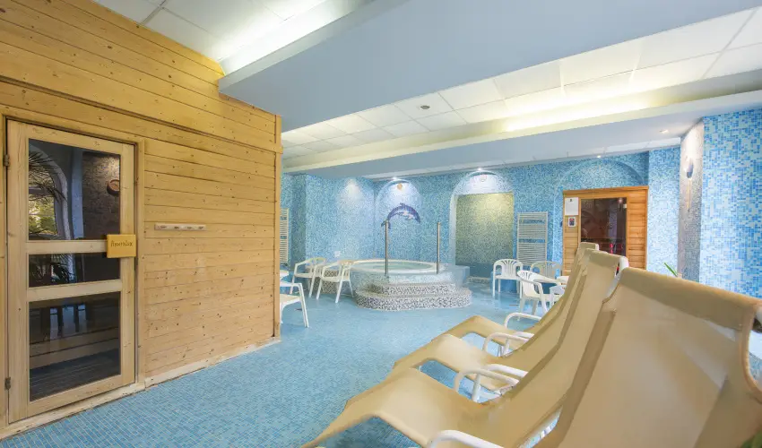 Kikelet Club Hotel Miskolctapolca - M�rcius 15. - teljes el�refizet�ssel (min. 3 �j)