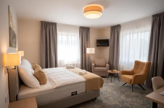 Kikelet Club Hotel - M�rcius 15. (min. 3 �j)