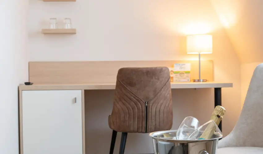 Kikelet Club Hotel Miskolctapolca - M�rcius 15. - teljes el�refizet�ssel (min. 3 �j)