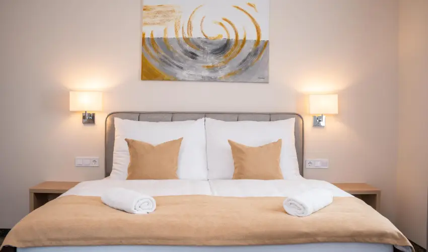Kikelet Club Hotel Miskolctapolca - M�rcius 15. (min. 3 �j)