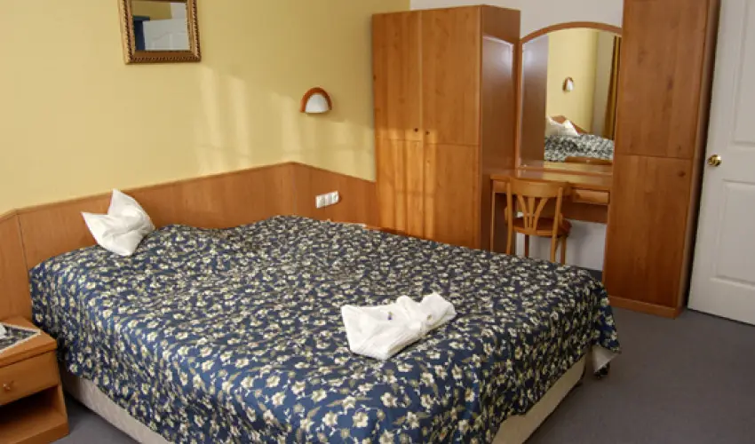 Kikelet Club Hotel Miskolctapolca - M�rcius 15. - teljes el�refizet�ssel (min. 3 �j)