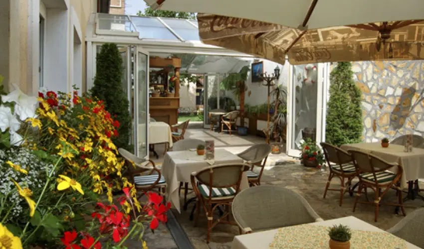 Kikelet Club Hotel Miskolctapolca - M�rcius 15. - teljes el�refizet�ssel (min. 3 �j)